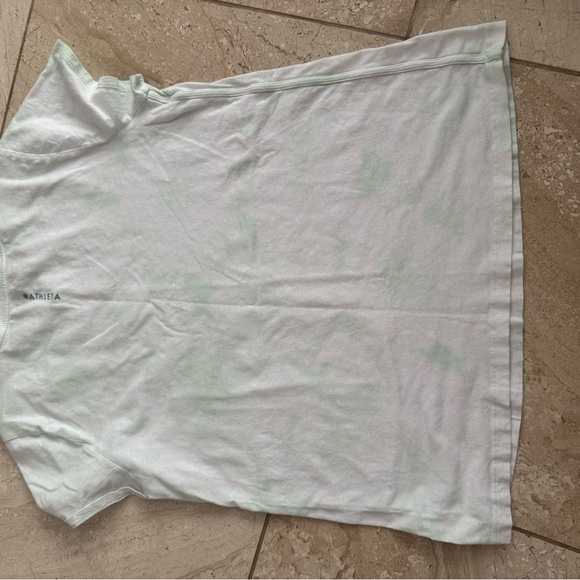 Athleta Light Green Tee size L very soft - Picture 3 of 3